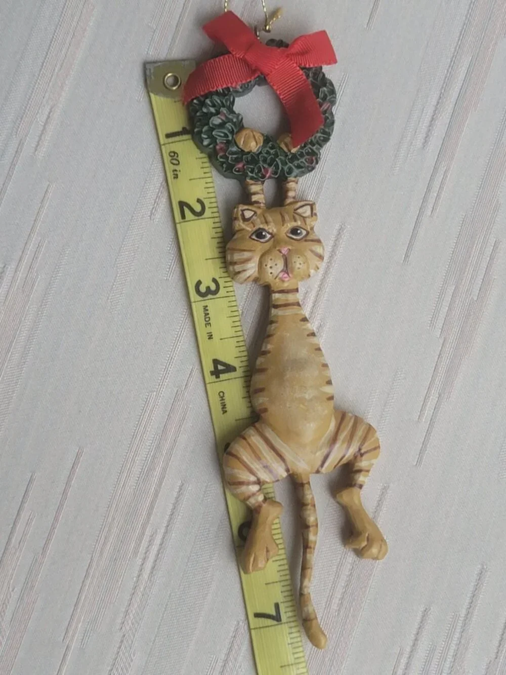 Vintage Kurt Adler Hand Painted Tabby Resin Cat Wreath Red Bow Ornament  7 in